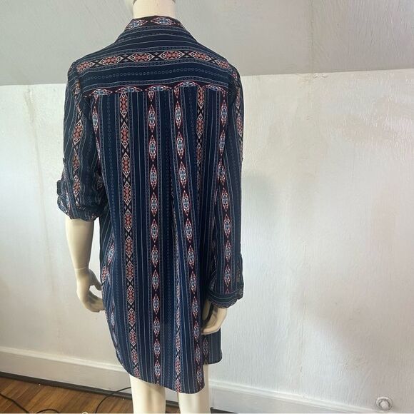 Entro Navy Blue Southwestern Pattern Shirtdress with rolled up sleeves - Picture 14 of 16